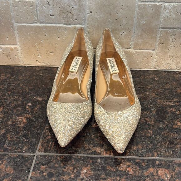 Jewel Badgley Mischka Royalty Gold Glitter Pointed Toe Kitten Heel 6.5 NWT $245 - Picture 11 of 11